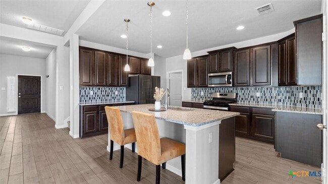 Photo - 3210 Roan St