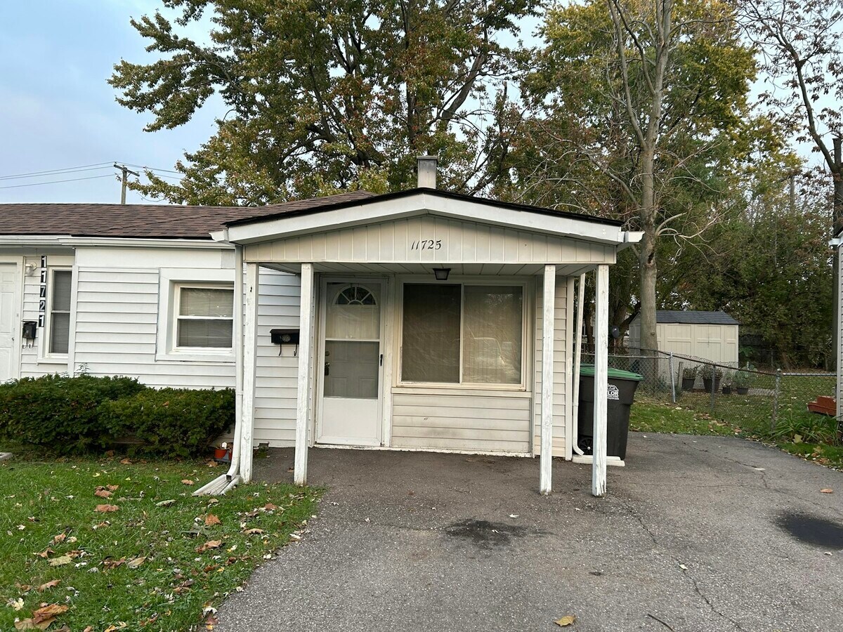 11725 Syracuse Street Townhome Townhome Rental in Taylor MI