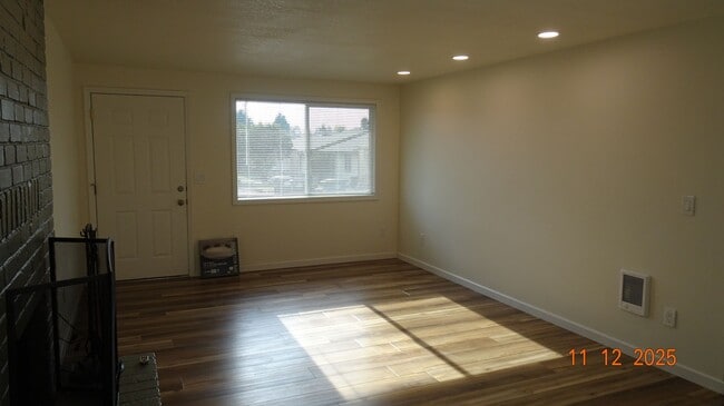 Photo - **AVAILABLE SOON** 3 Bedroom RANCH STYLE i...