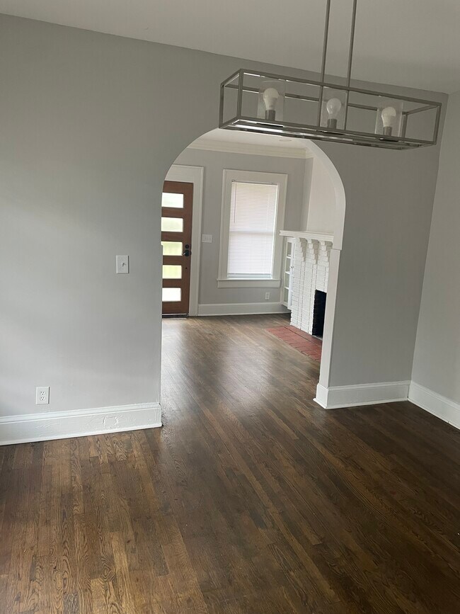 Photo - 998 Woodbourne Dr SW Unit A