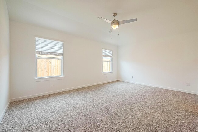Photo - 1210 Via Del Corso Ln