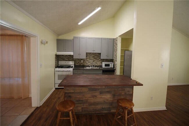 Photo - 5292 Bells Ferry Rd