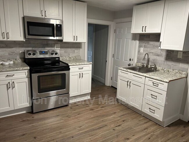 Photo - 27 Lamphear St Unit (119 Summit)