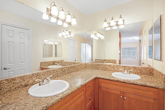 Photo - Unit 28E Unit 28E