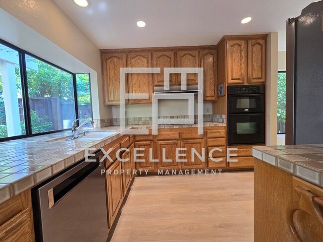 Photo - Beautiful 3/2 House - Dogs Negotiable, All New LVT Flooring, Covered Patio and Yard