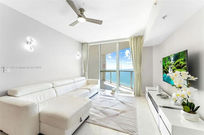 16699 Collins Ave Unit 2810