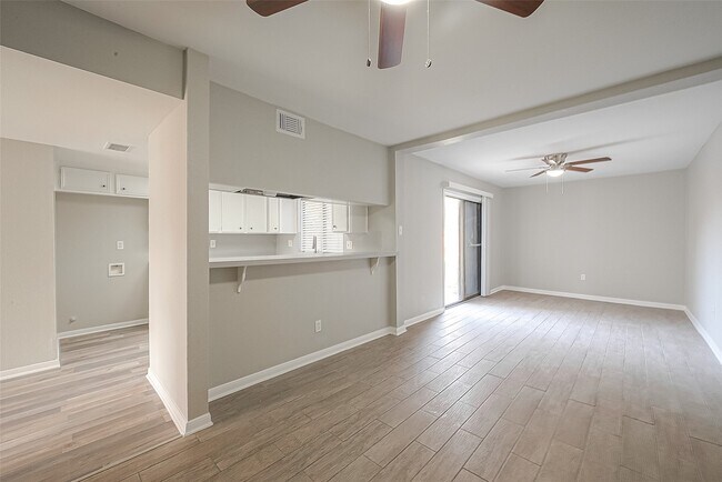 Photo - 1614 Talbrook Dr