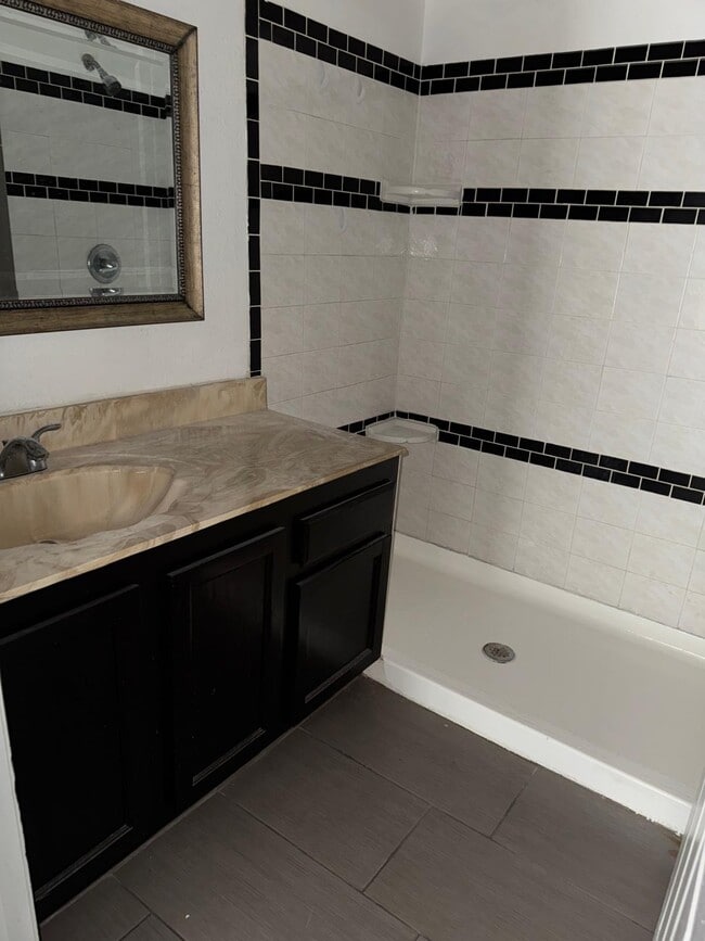 Photo - 4029 Versailles Dr