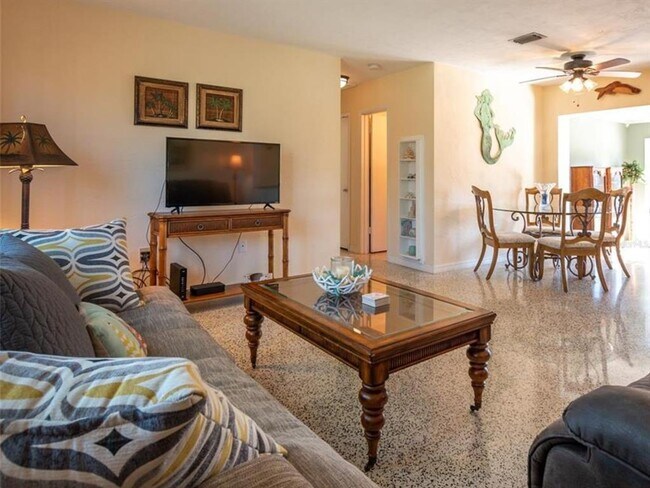 Photo - 2456 Elkcam Blvd