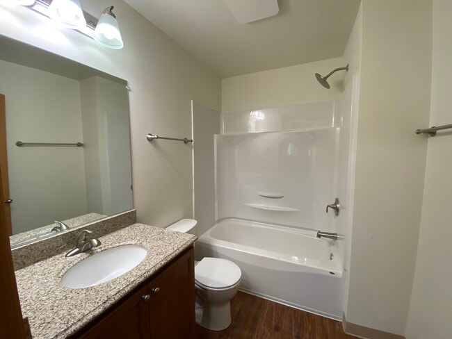 All Bathrooms with Waterfall Showerheads