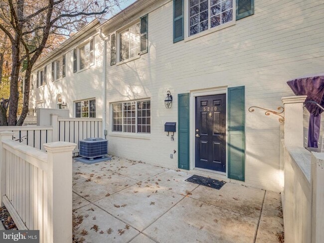 Photo - 5210 Maris Ave Townhome
