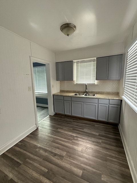 Photo - 2295 Kendall St