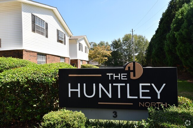 Community signage - The Huntley Apartment Homes