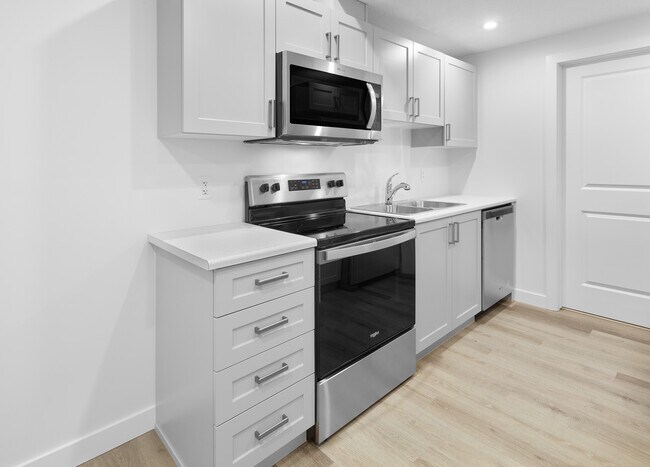 Photo - 3014-3169 169 St SW