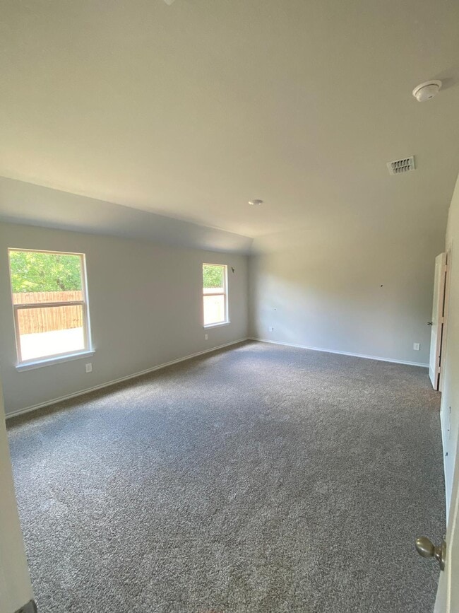 4149 Crooked Bend Dr