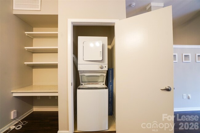 Photo - 2125 Southend Dr Unit 243
