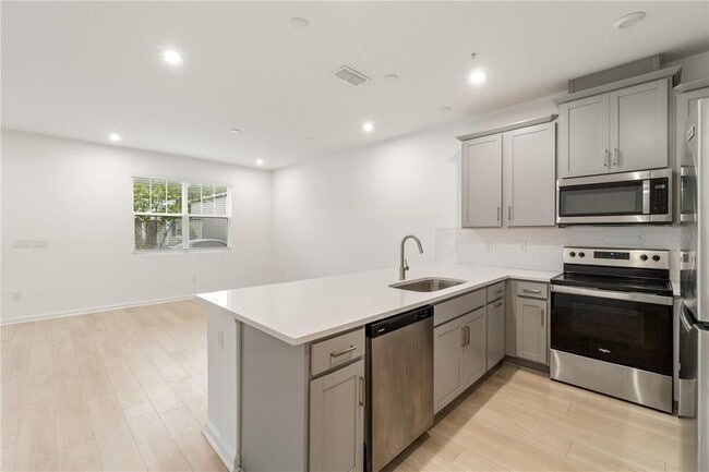 Photo - 11607 Sunsail Ave