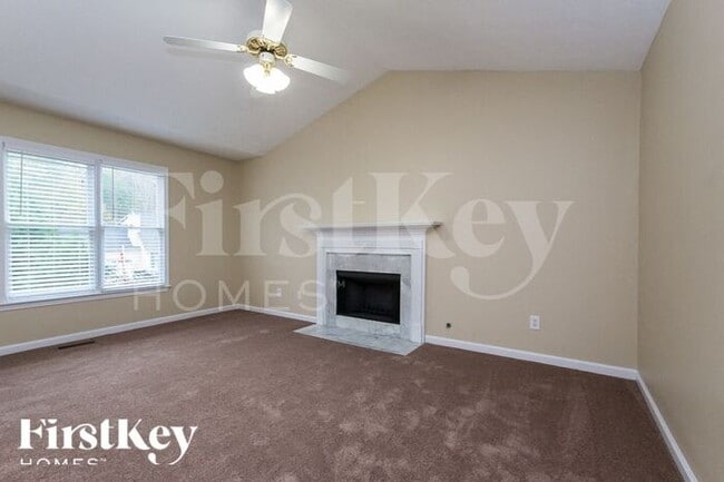 Photo - 118 Aztec Way SE