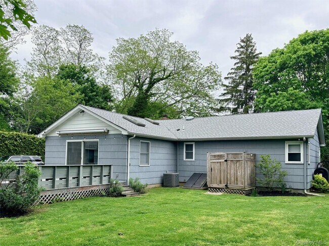440 Longview Ln
