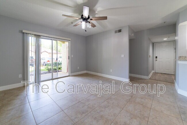 Photo - 725 Crest Pines Dr Unidad # 417