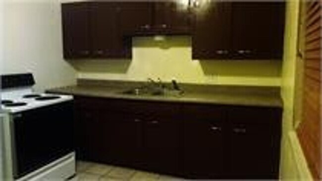 Photo - 975 S Lowell Blvd Unit 977