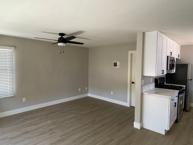 Reed - Reed Apartment Unit 2136