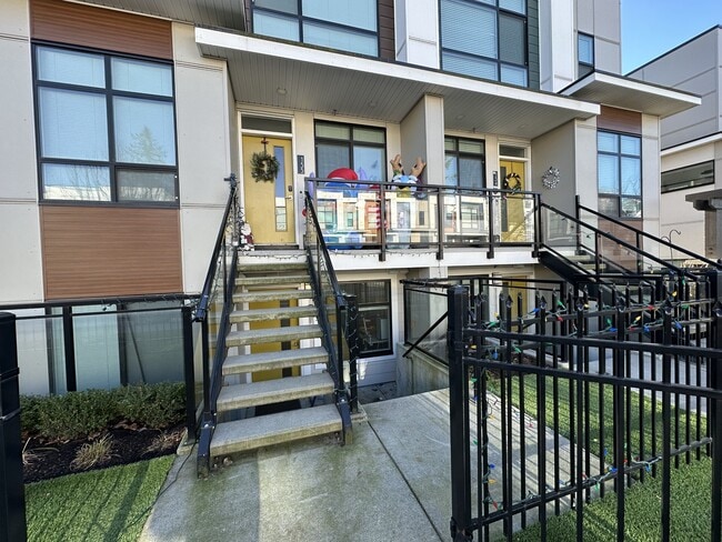 Photo - 45150 Thomas Rd