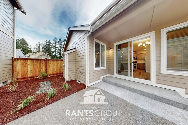 Photo - Beautiful Home! Great Location! Easy I5 A...