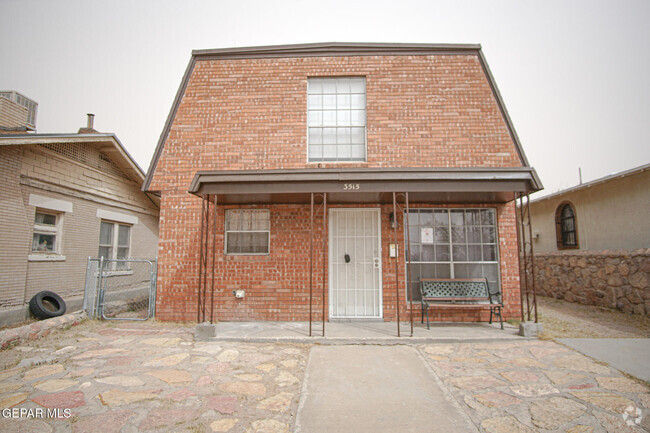 Building Photo - 3515 La Luz Ave Rental