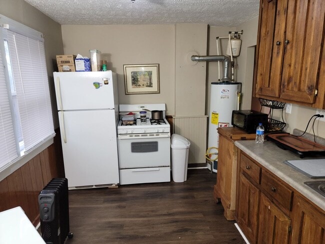 Photo - 3 bed, 1 bath single family home