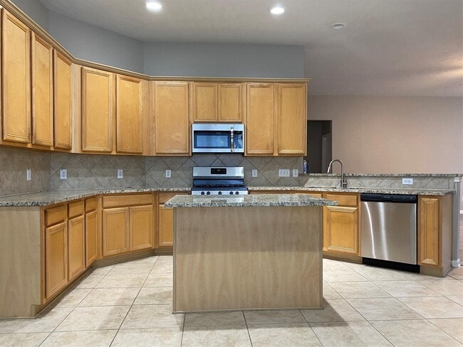 Photo - 18215 Linden Forest Ln