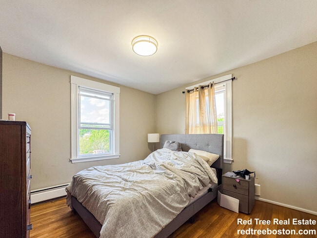 Photo - 19 Town Hill St Unit 2