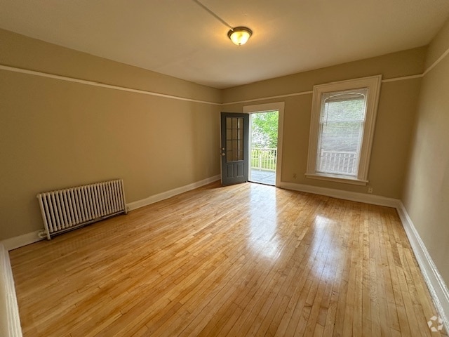 Building Photo - 2943 N Bartlett Ave Unit #3 Rental