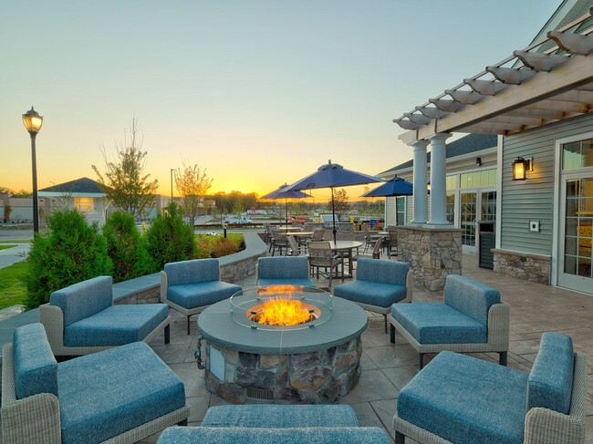 Edgemere Crossing