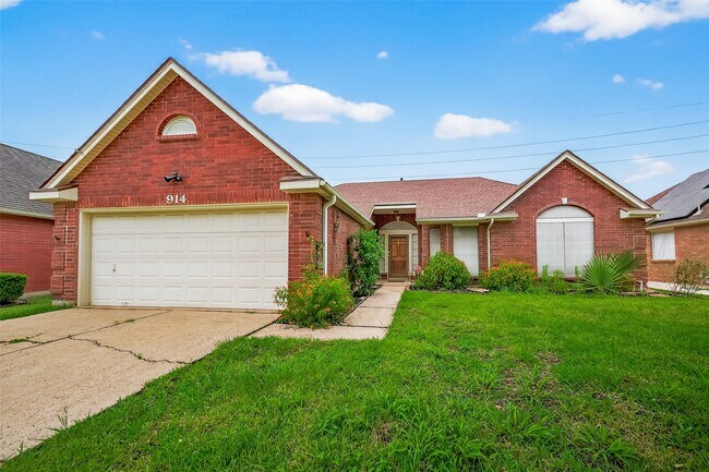 Photo - 914 W Peach Hollow Cir