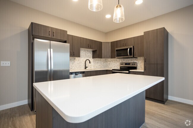 2BR, 2BA - 1,092 SF - Beckham 4A