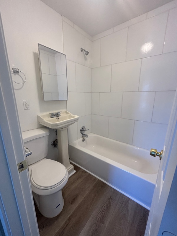 Photo - 1525 E Sunnyside Dr Unit B