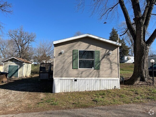 Building Photo - 1900 Harper Dr Rental