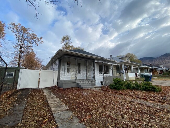 Building Photo - 926 Binford St Unit 2