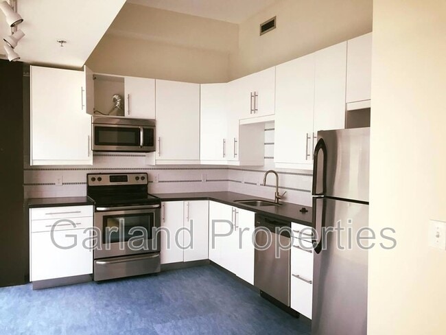 110 Campbell Ave SE Unit SW 310