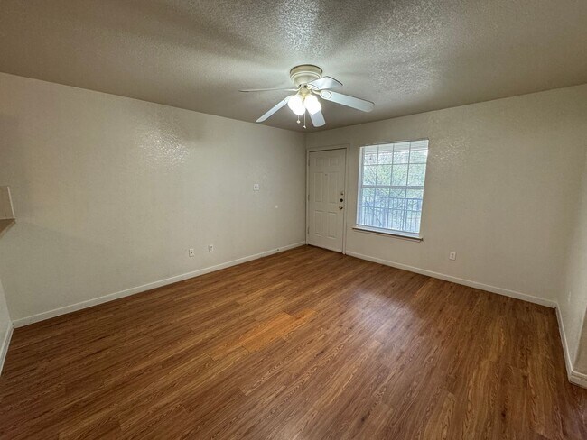 Photo - 303 S 42nd St Unit # C