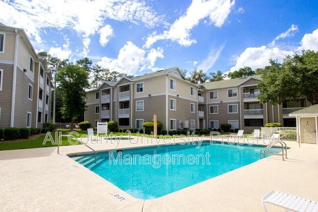 Photo - 4000 SW 23rd St