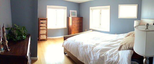 Photo - 4 Bed 2.5 Bath House One Block From North Boulder Park.