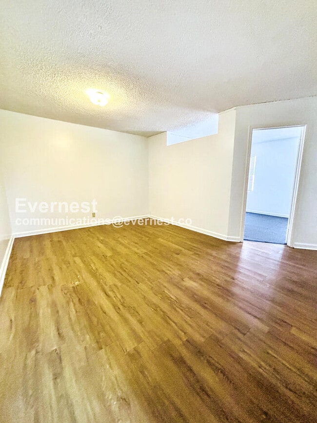 Photo - 135 Mathews St Unit 4