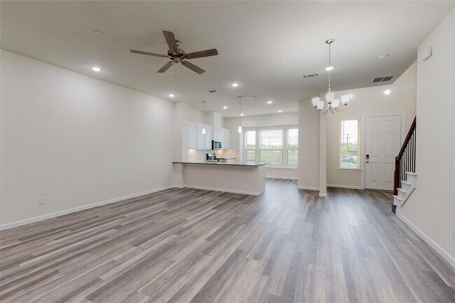 Photo - 4 Bed and 3 Bath Luxurious Townhome in Frisco!