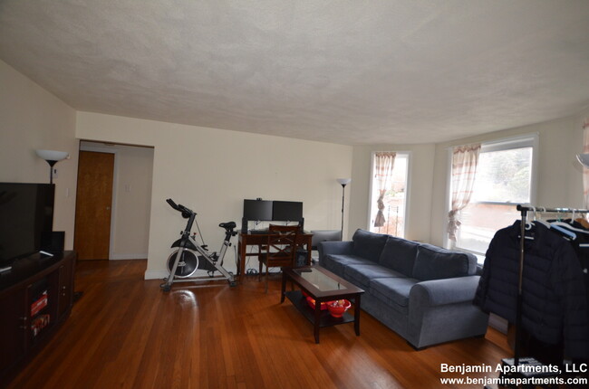 Photo - 316 Tappan St Condo Unit 1B
