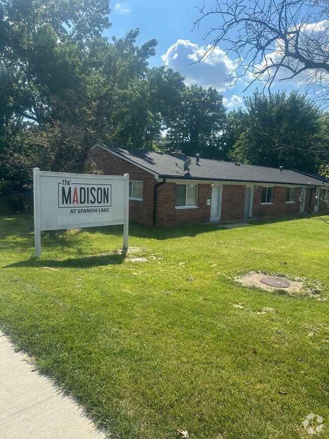Building Photo - 1574-1574 Leonaire Ct Unit 1561 Rental
