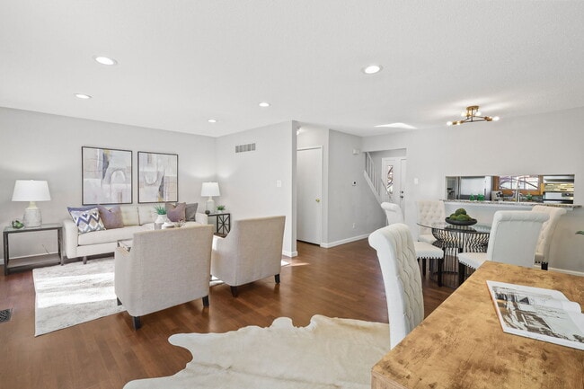 Photo - 10411 Corbeil Dr Townhome