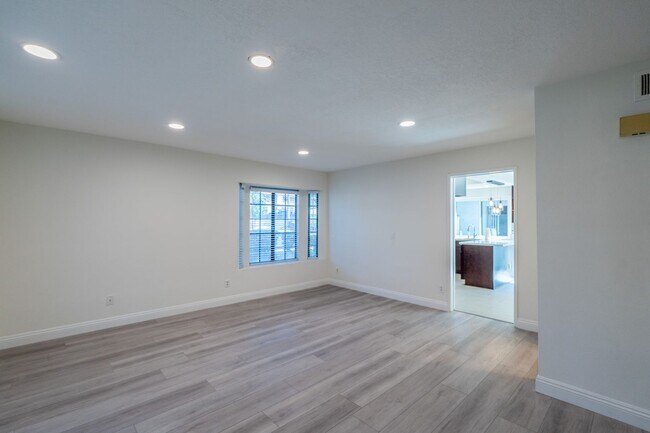 2600 Huntington Dr