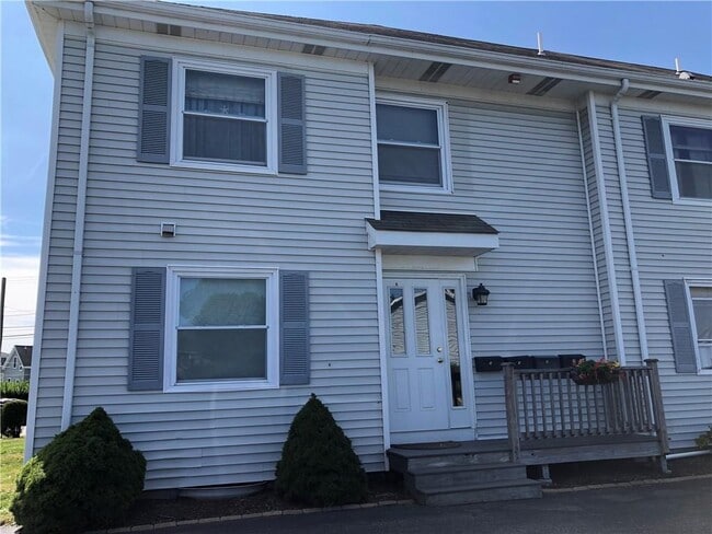 Photo - 130 Purgatory Rd Unit 4